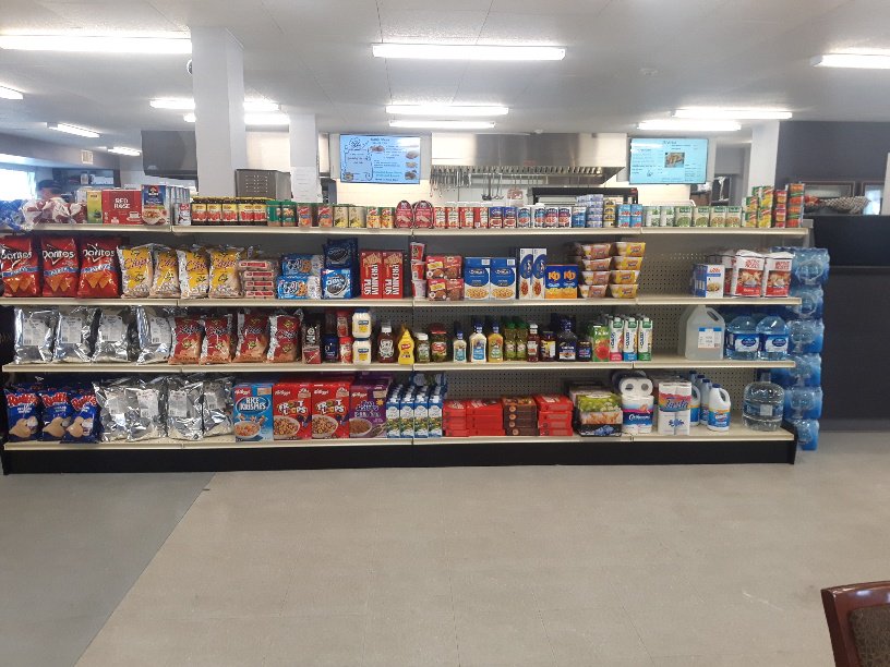 Le relais routier du km 381 a ouvert vendredi dernier une section épicerie afin de diversifier ses services et de mieux répondre aux besoins de sa clientèle. Venez y jeter un œil et faites nous part de vos commentaires!