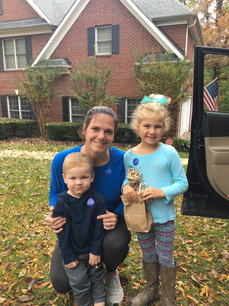 BrennanRoberts7's tweet photo. We voted! @tegacaytitans @brigitteawagner https://t.co/0AhwDvHGIq