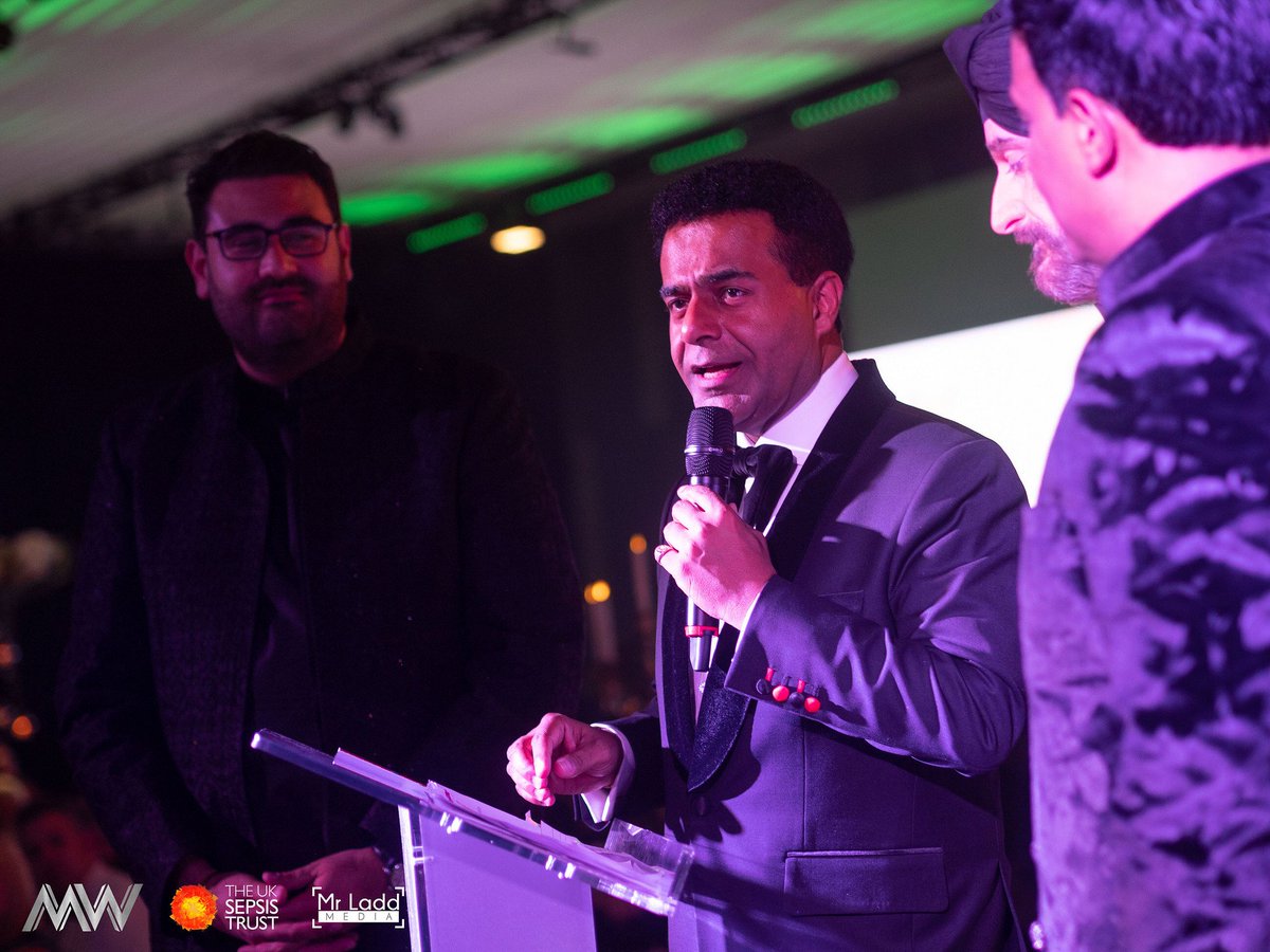 Sme__83's tweet photo. We've just about recovered from headline sponsoring the incredible @mandwball on Saturday. So much money raised and exposure for @UKSepsisTrust and @MindCharity. Team SME are proud to have played a small part. #charitytuesday #MWBall18 

📸: @MrLaddMedia 👍 https://t.co/n9eORpOn9R