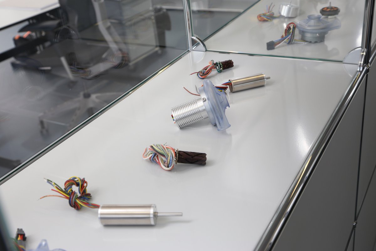 Electromagmotor's tweet photo. #Motors for 
#handtools 
#laboratory tools
#podiatry tools
#dental #implanvology tools
dental #endodontics tools
#ventilation in #intensive care
#emergency and mobile #ventilators
at-home #ventilation (bi-level) and (#CPAP-sleep apnea)
Our achievement on
https://t.co/0ZrOw3aTWy https://t.co/NGZgiswCC2