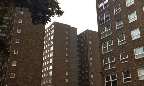 Four high-rise tower blocks making up the Ledbury Estate are set to undergo a complete refurbishment, which will include required strengthening works, new lifts, windows, roofs and lighting.
southwarkmagazine.com/news/9061/Full…
