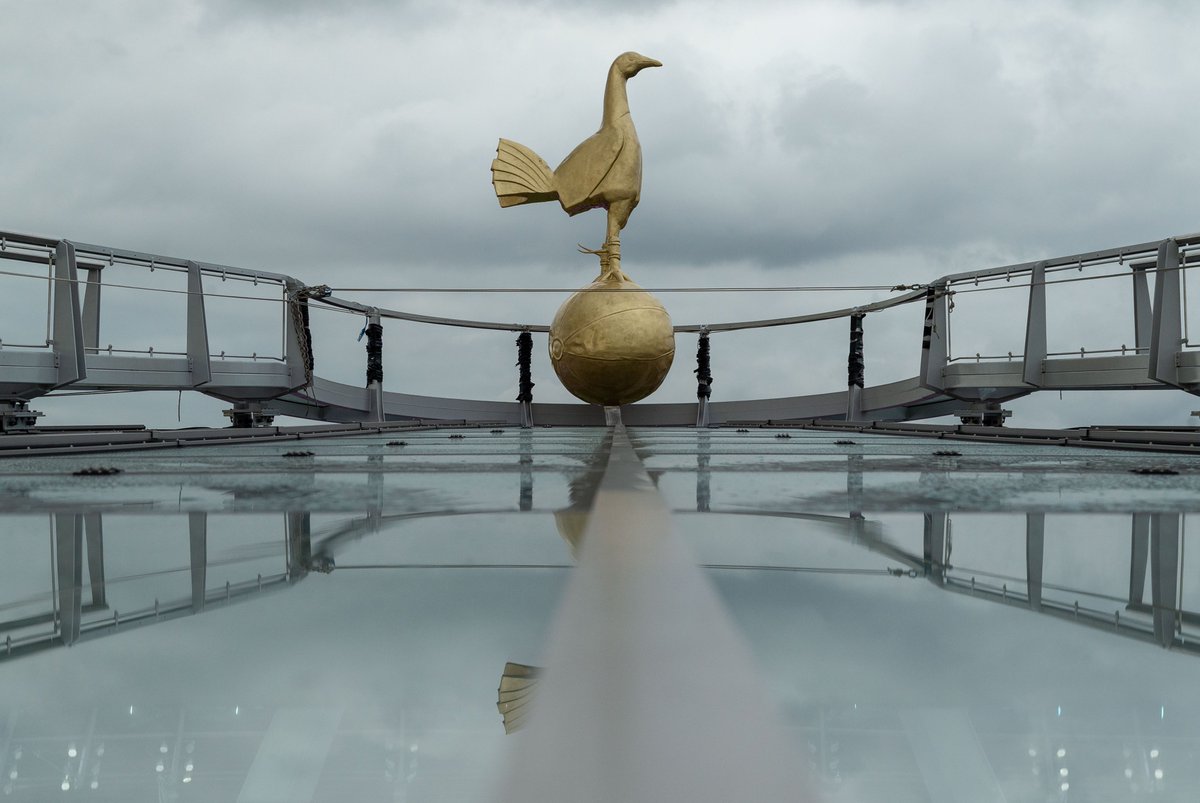 SpursOfficial's tweet image. The Golden Cockerel once again sits proudly above our stadium. 

#SpursNewStadium #COYS