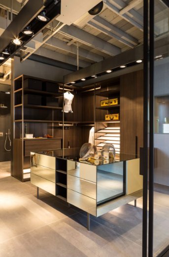BoffiGeorgetown's tweet photo. See your #dreamcloset come to life in our #BoffiGeorgetown showroom. We’ll help design the ideal space based on your custom storage needs. More at https://t.co/Qqm1iegUtF #boffi #designinspiration #boffidesign #designlover #interiordesign #customcloset #moderncloset #bofficloset https://t.co/mZ33sXV9tr
