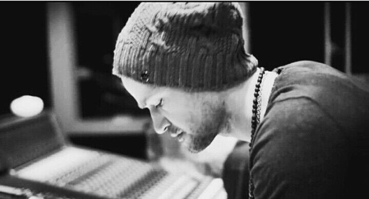 ArmyOfAngelsTS's tweet image. @TheScript_Danny @thescript 🙌🙌
#TheScriptFamily
#TheScriptStudio
