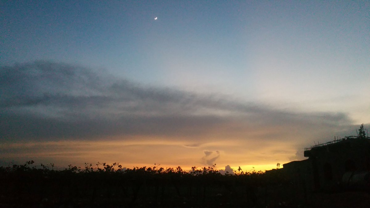 _black0_0's tweet photo. عطني افضل صورة من تصويرك https://t.co/dTqCQwR2uv