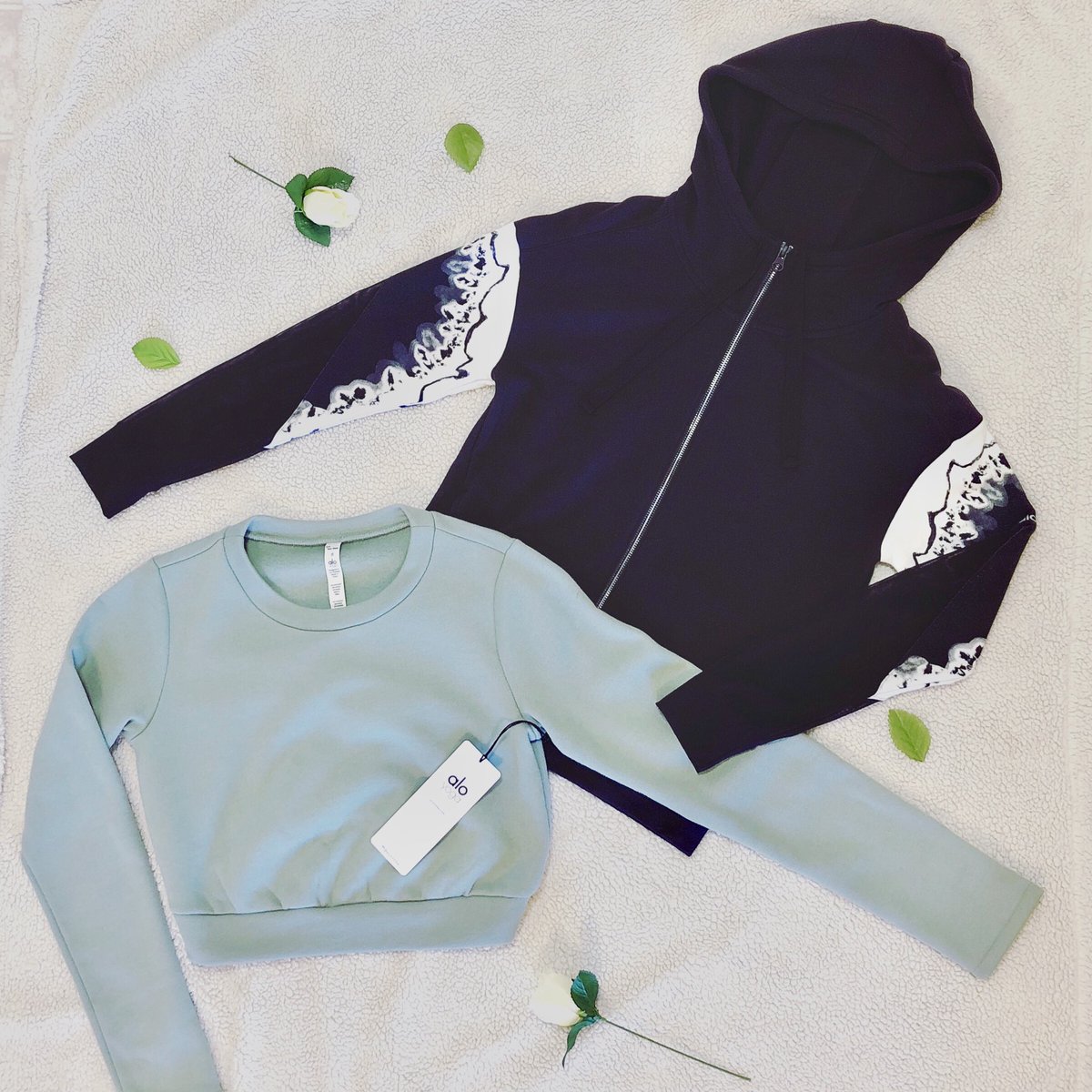 BurnPilatesSF's tweet photo. ✨💙Beautiful Burners!!💙✨
We want to thank you for your support and endless bad ass personalities with a GIVEAWAY. To win your choice of our current ALO Yoga tops follow the instructions on our Insta/FB. ONE WINNER WILL BE ANNOUNCED THIS WEEKEND! 🎉
#BeABurner #BurnSF #ALOyoga https://t.co/JK9GT2H8bp