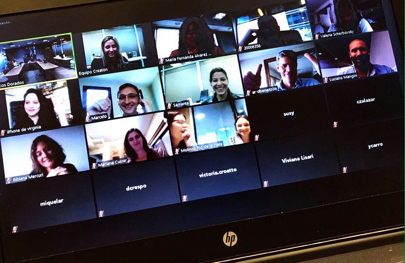 mayrabroglio's tweet photo. Hoy tuvimos nuestra primer webinar de #movimientodehacedores post #creaton2018 donde compartimos los emergentes✨💡 https://t.co/sh2uIVyHsX