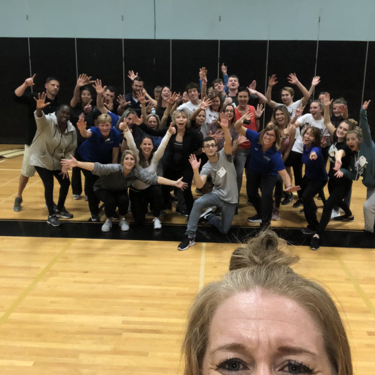 Amazing day in Long Island at <a href="/NYSAHPERD/">NYS AHPERD</a> Suffolk Zone Conference presenting <a href="/DANCEPL3Y/">DANCEPL3Y</a> and <a href="/TDfU_ed/">TDfU</a> workshops. Thank you to Kerry at the team for putting on such a fantastic event! Highlight for me was all the student volunteers who kept coming back to dance! #physed #dance #prod