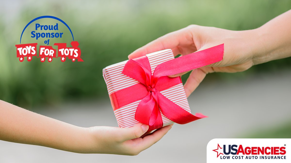 USAgencies_'s tweet photo. Tick tock…It’s #Christmas o’clock! Drop off new, unwrapped toys at your local USAgencies office and let @ToysforTots_USA deliver the joy to children. #ToyDrive https://t.co/nEiBG6IQD5