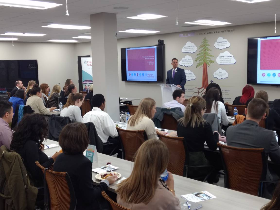 RonaldMicklerJr's tweet image. Packed house to hear @Ashland_Univ @AU_COBE Dean and my boss/mentor @AshlandCoBEDean talk about #leadership at @EngageCleveland #ProfessionalDevelopmentWeek #MBAtheAUway