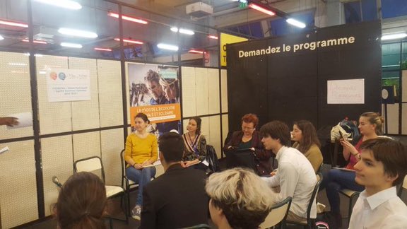 BBasseras's tweet image. Très heureux d’être présent et de représenter la FMDL lors du « FishBowl », débat Participatif sur le thème de l’Égalité Femmes/Hommes dans l’Economie Sociale et Solidaire !

Merci à @CRESS_IDF !

Cc @FederationMDL 

#MoisESS18 #PrixESS #ESS