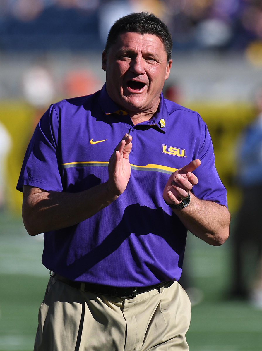 yeehawlyss's tweet image. one taught me love
one taught me patience 
one taught me pain