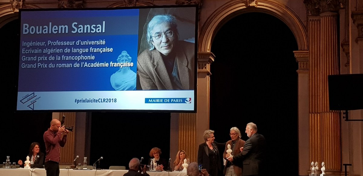 LRMYasminJAAFAR's tweet photo. #prixlaiciteCLR2018 #BoualemSansal #PrixInternational sera très bientôt l'invité exceptionnel de https://t.co/cDoWez6FPj. "Une main seule ne peut pas applaudir. Il en faut au moins deux" https://t.co/VxIkor08Ia
