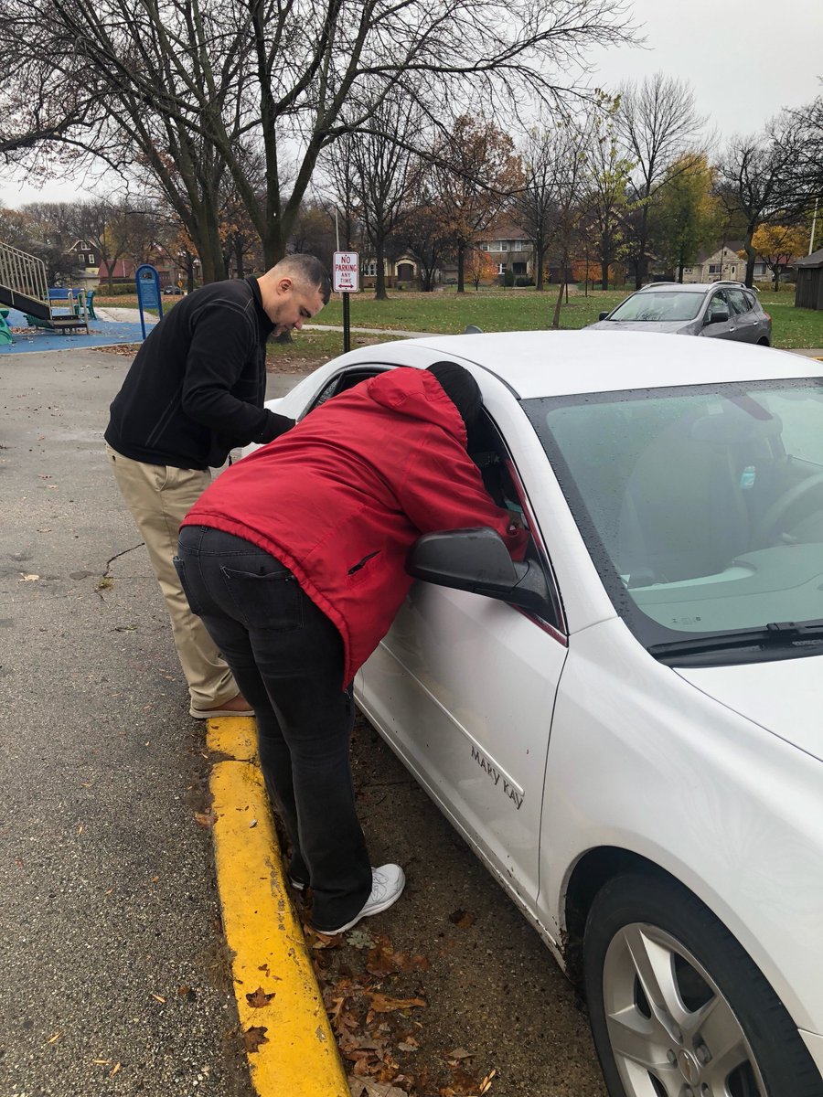 VotingIsLocal's tweet photo. Our Wisconsin volunteers are helping citizens who are unable to walk up to the polls vote from the convenience of their vehicles. For help contact us at 608-285-2141 https://t.co/LUtxEL8DXv #BeAVoter #ElectionDay https://t.co/b1yLgNdt6d