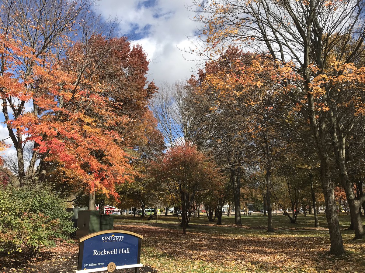 proflizbarnes's tweet photo. Super productive few days with #iffti Exec Committee conference planning and talking all things fashion at #kentstateuniversity https://t.co/denDKiA38x