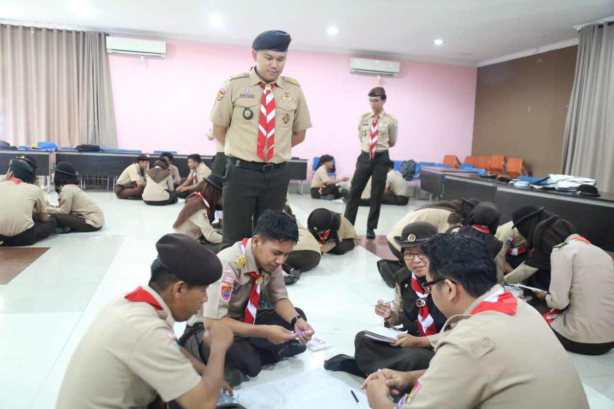 RobbyZulpandi02's tweet photo. Hari Pertama Seleksi Dewan Kerja Nasional Masa Bakti 2018-2023
@kwarnas https://t.co/e5b6Oxyb99