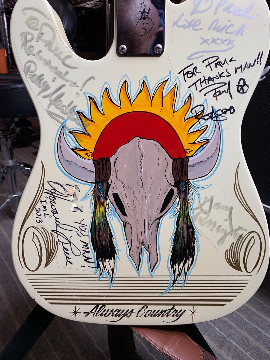 KouriSteve's tweet image. Replying to @Murph_Andy and @IAEventsCenter Any Country...Always Country.