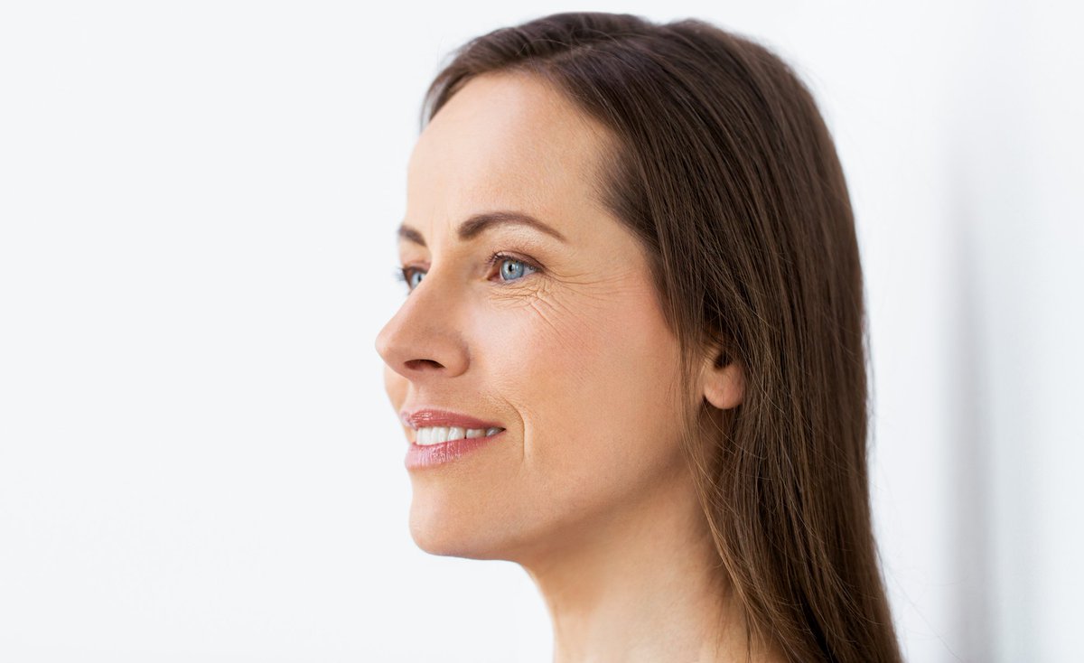 DallasSkin's tweet image. Are you looking for something to treat your #crowsfeet or #frownlines? If so, you may be an ideal candidate for #BOTOX! This injection promotes smother skin for a softer appearance without the need for invasive surgery or downtime. #DallasSkinExperts