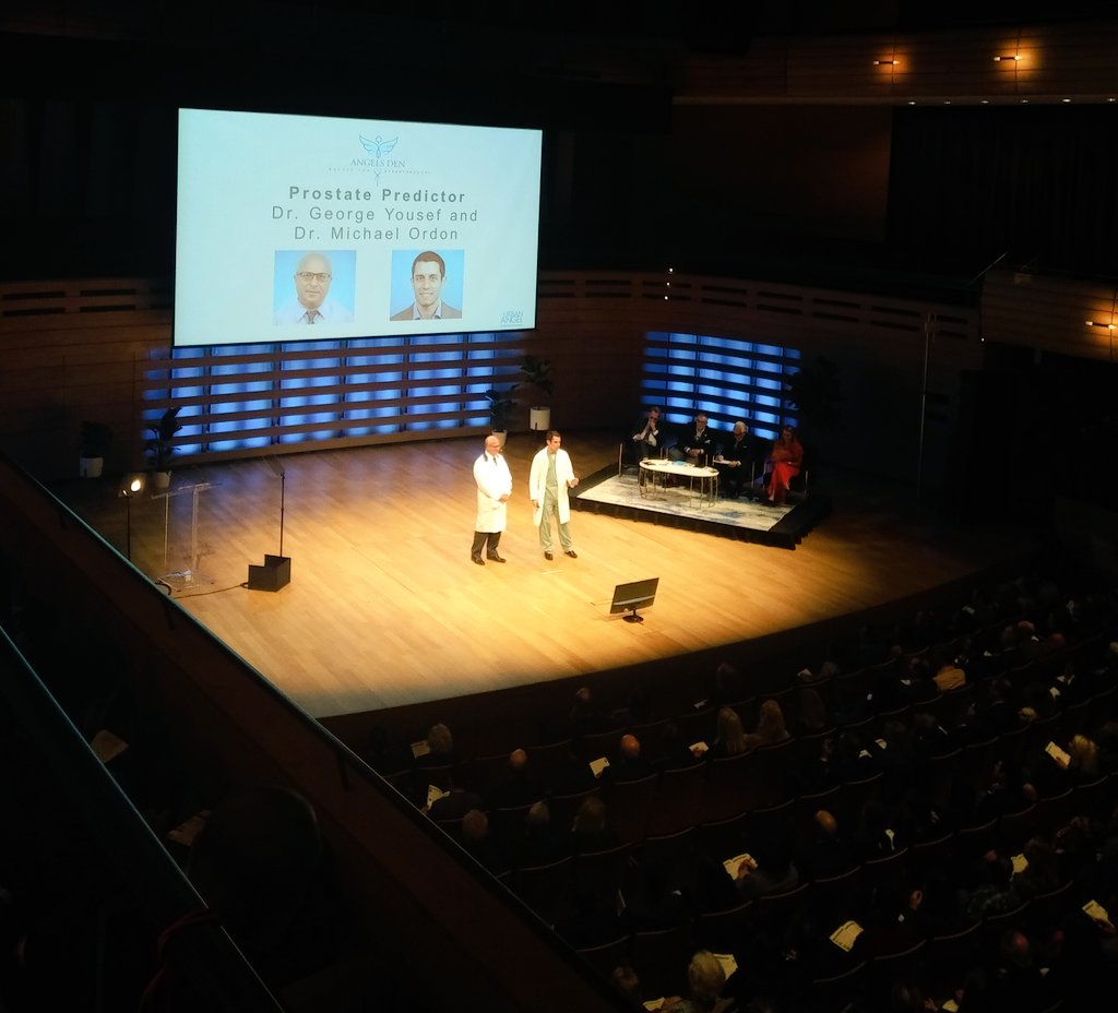 Last team in the #biomedical #innovation stream at the #AngelsDen presenting their new prostate cancer blood test -featuring a new biomarker found in exosomes. Biopsy prop scared some of the Angels (3 of them?).  @StMikesHospital #researchmatters