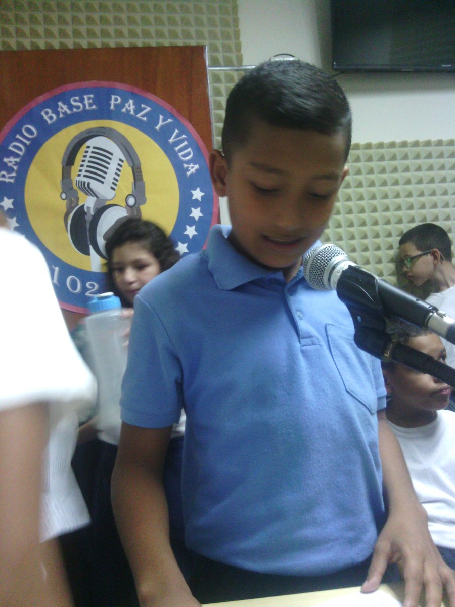 cbitbarbarita's tweet image. En el Programa Radial Las Voces Gran Mariscal en la Radio Base Paz y vida sintonizanos 102.9 FM