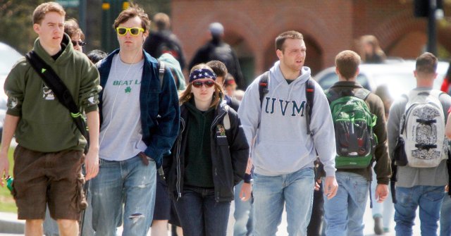 Courtney Buchanan tweet media