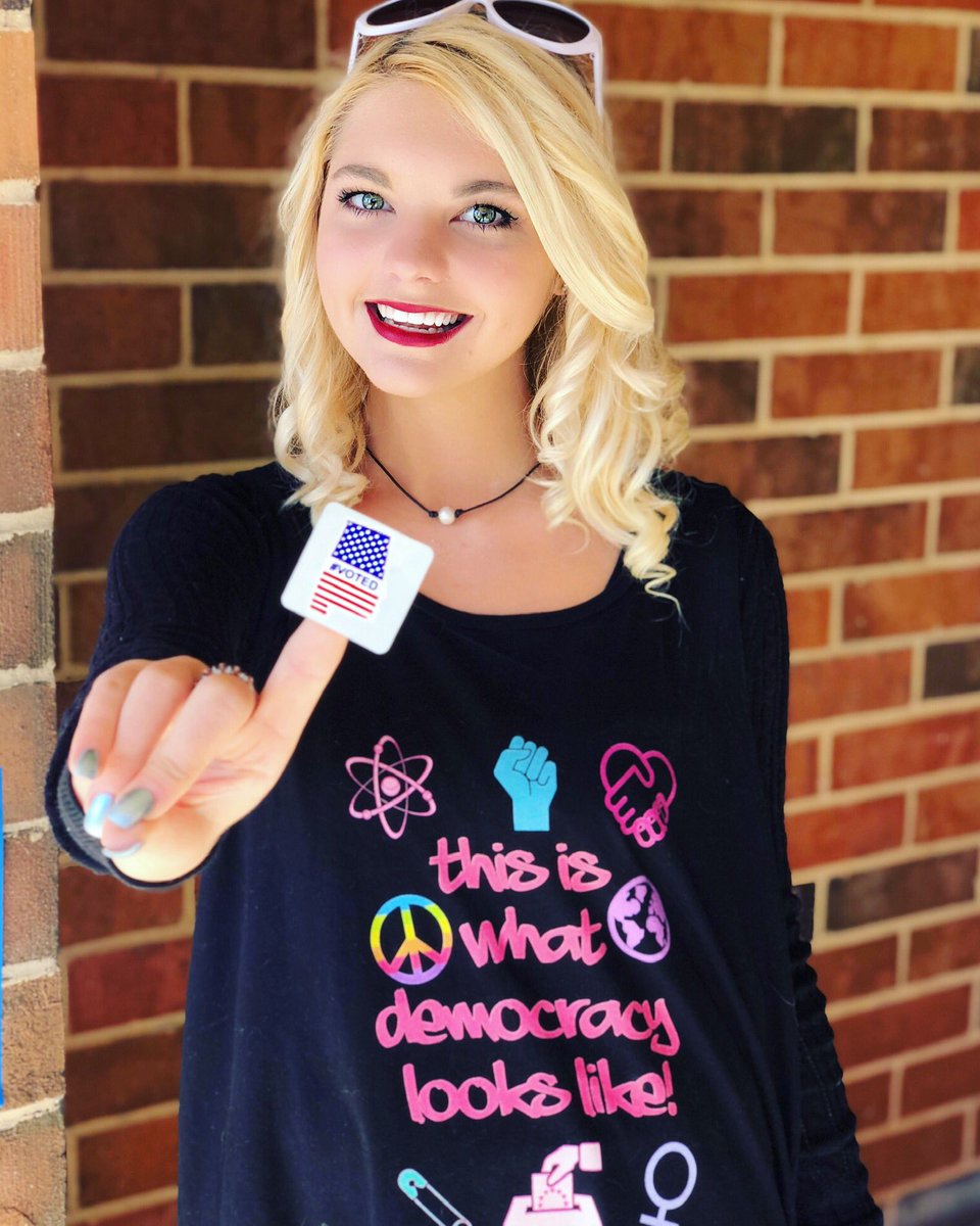 KeileeT's tweet photo. I voted for the first time!!
I’ve been waiting for this moment for years.
I saw, I heard, I researched and then I voted.
#voteforourlives 
#firsttimevoter #bluewave #vote #votemidterms2018 
#thefutureisfemale #thisiswhatdemocracylookslike  #thefutureishere #Youngdemocrat https://t.co/tEISK6arIM