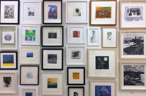 Hello everyone <a href="/GreenwichHour/">(((Greenwich Hour)))</a> #GreenwichHour  We have our annual Prints for Presents show newly hung in our gallery <a href="/greenwichmkt/">Greenwich Market</a> Pop in 10.30-5.30 to enter our Christmas draw to win a £50 gift voucher. Prints, cards &amp; our 2019 calendar now on sale.