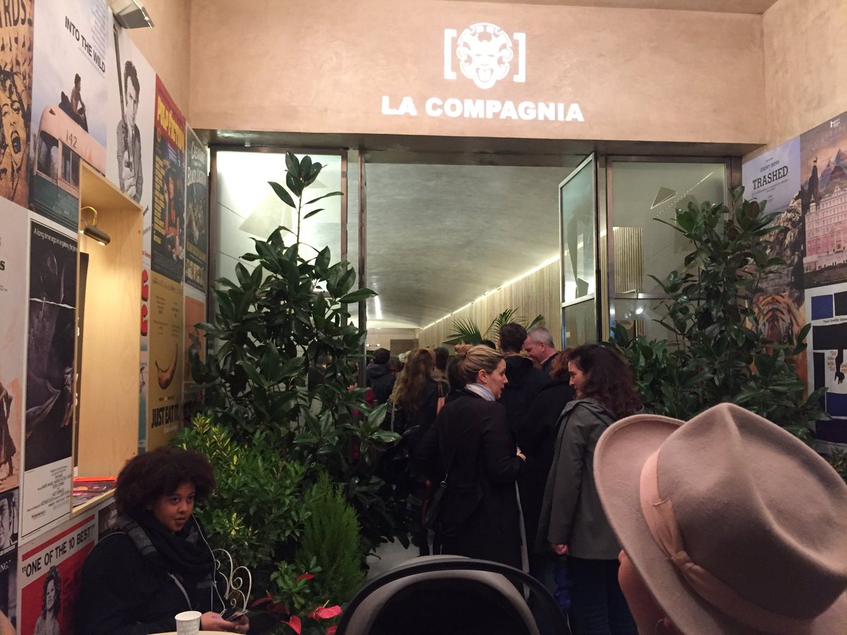 Crowd a La Compagnia! Per Queen Rock the World!!