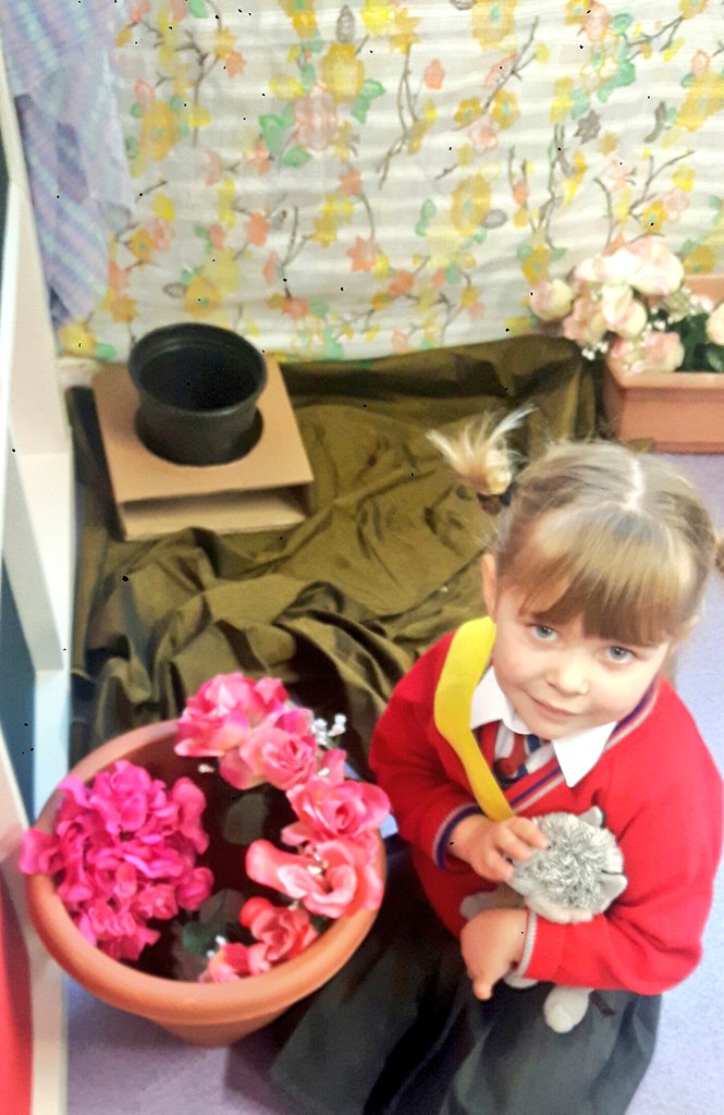 ysgolbrynhedydd's tweet photo. #YBHNPM we're loving our new role play area....both in and outside Percy's hut #Percytheparkkeeper #percyshut #DIAIUTF #YBH #YBHNURSERY https://t.co/uL8UqAPdrz