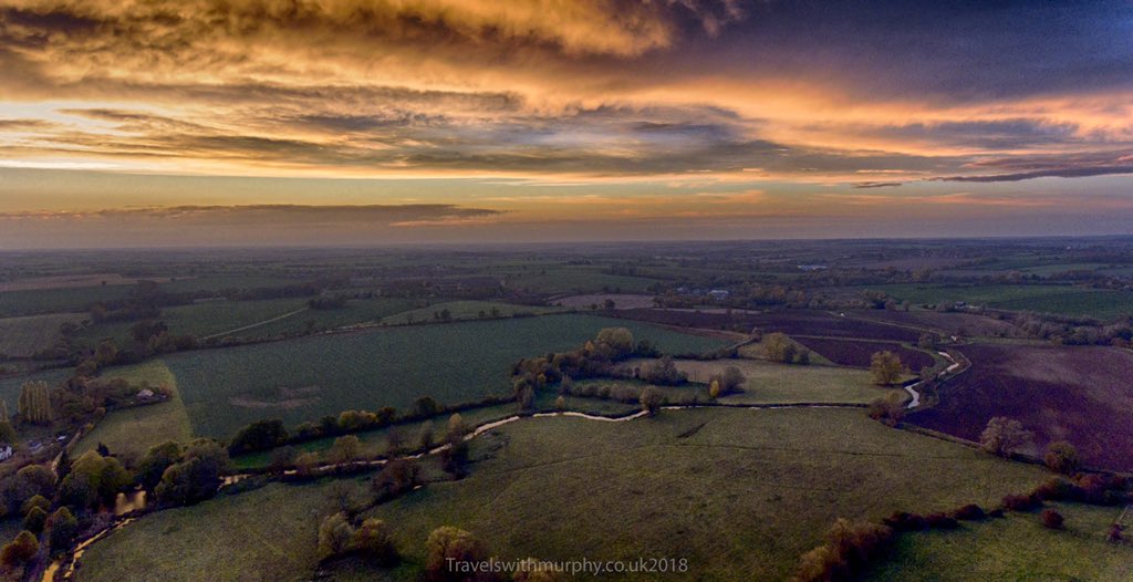 Second dusk flight over Long Melford @BBCEarth @EastAnglianMag @BBCLookEast @UniquelyMag @dailytelegraph @themill_melford #sunset_pics #longmelford @long_melford #suffolk #skyscape #drones @visitsuffolk @suffolk_tourism #photographer #landscapephotography #photooftheday #sunset