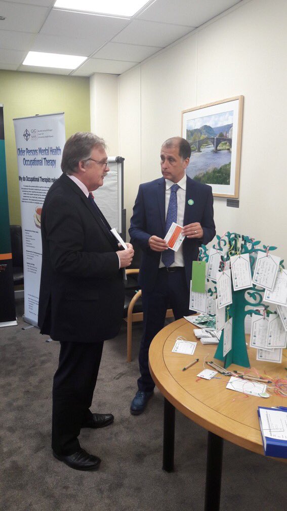 I dropped in to the Royal College of Occupational Therapists’ session in the Assembly today, where I discussed occupational therapy practice in primary care with Mark Shah-Hall from the ‘Healthy Prestatyn/Rhuddlan’ Occupational Therapy Team.