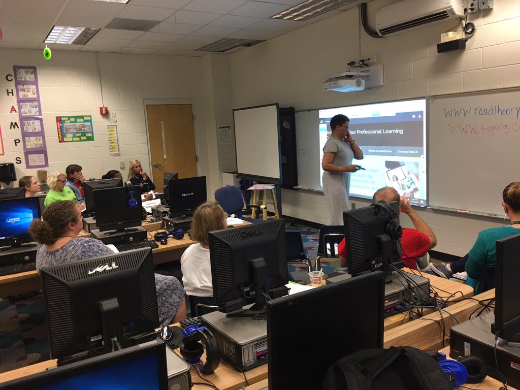 rmcgoogan's tweet photo. Pilot Elementary Teachers are being trained on how to use the Epson projector and interactive tools for enhanced instructional practices. @BlendedGCS https://t.co/VCr9YjmKyv