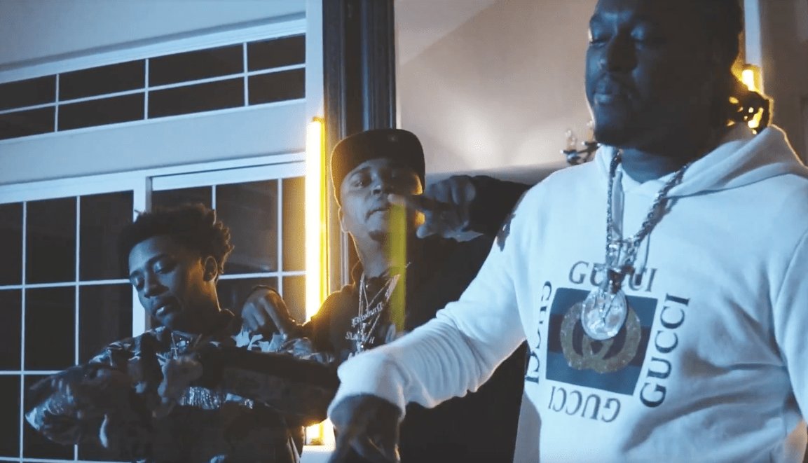 DJShmopBoy's tweet photo. Yung X x Lil Deether x CWill2Smooth – OJ Simpson (Music Video): @yungxhoe, @Lil_Deether &amp; @CWill2Smooth drop a new visual on us with “OJ Simpson”.  Yung X baby to come sit in the Mazi &amp; feel the horse power.  The Pittsburg rapper talks about how he’s… https://t.co/8aui8MUBCH https://t.co/hs51gb74y2
