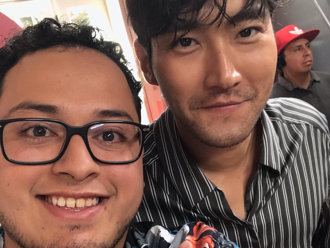 lizbethita's tweet photo. Es que Siwon parece vagabundo, pero vagabundo nice, ๐๐๐๐๐๐
Hasta en eso hay clases
#BarbaSi #BigoteNo ๐๐๐๐
Se re bueno el condenado ๐๐๐๐๐๐
#์ํผ์ฃผ๋์ด_13๋
_๋ค_์ฃฝ์ฌ #13YearsWithSuperJunior #SUPERJUNIOR13thAnniversary @SJofficial
#SuperJuniorEnMexico https://t.co/XNp4i5r7nC