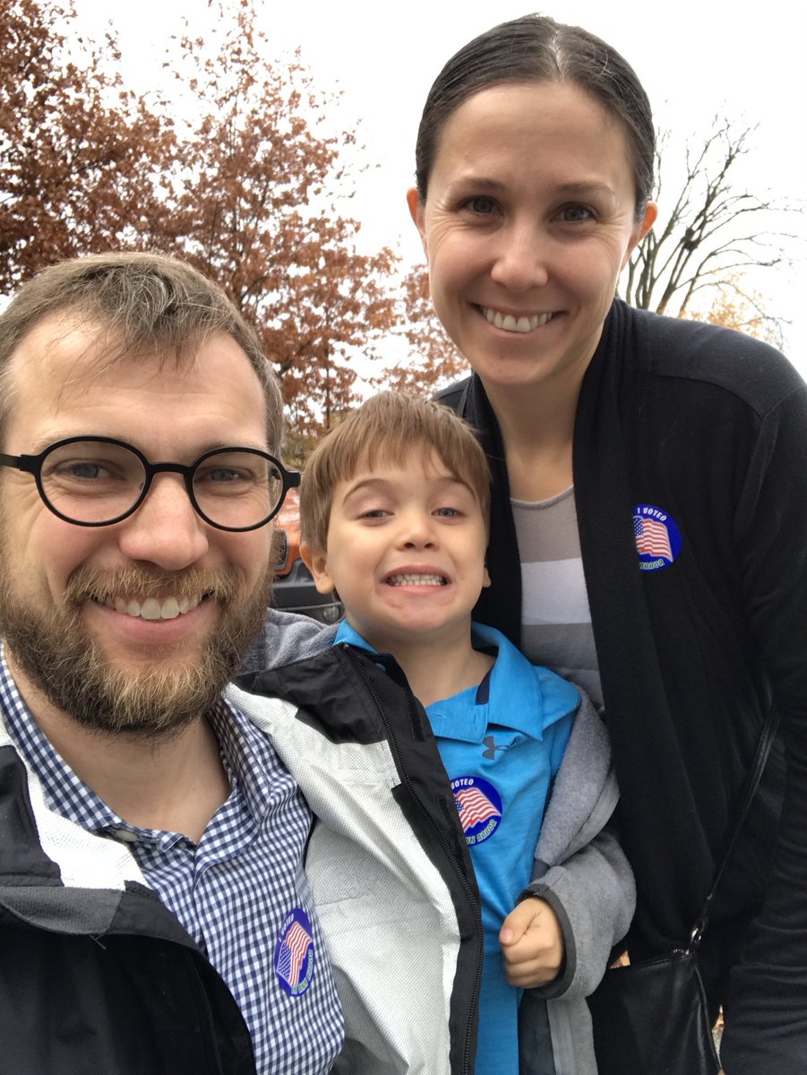 johnsonmichaelv's tweet photo. I #voted today! @lafoundation #LAFtakeaction https://t.co/hFUZlhIqrB