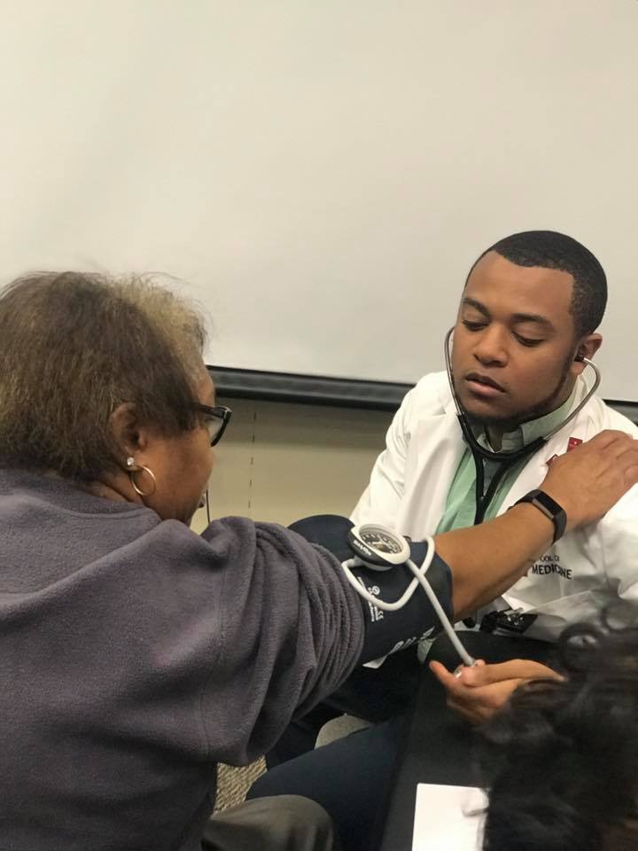 IUSMNW's tweet photo. Second year students Justin Hendrix, Clarence Dukes, Anthony Douglas teamed up with the Nursing students today for the annual @iunorthwest Health Fair. They provided neurology, blood pressure, and reflex testing. Great job guys! https://t.co/YpTOEclRVa