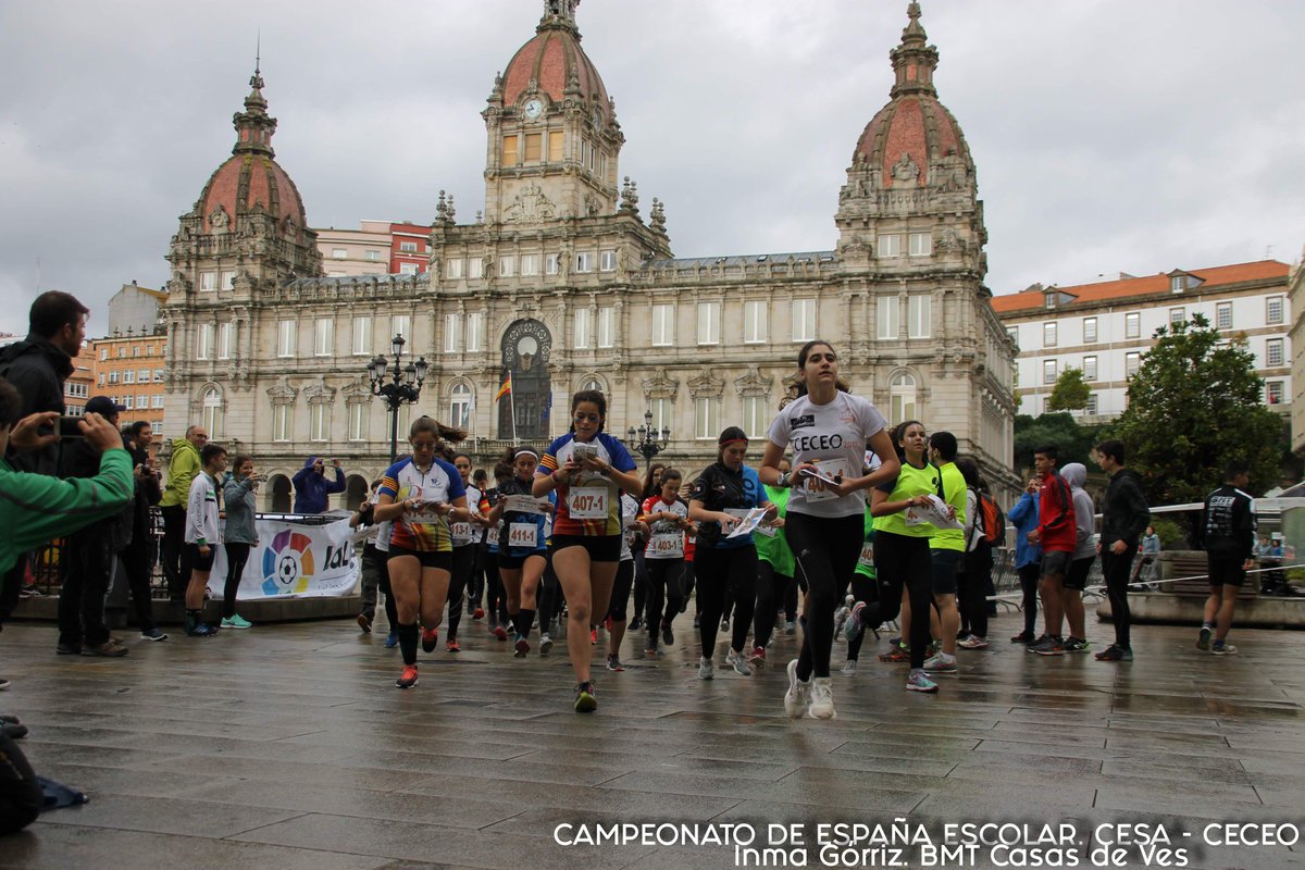 fedocv's tweet photo. Fotos de los Relevos Mixtos del #CEEO2018, por Inma Górriz
📷 https://t.co/M0iffzTkqQ
#EscolarOrientacion #orienteering https://t.co/9L2O7FHZI0