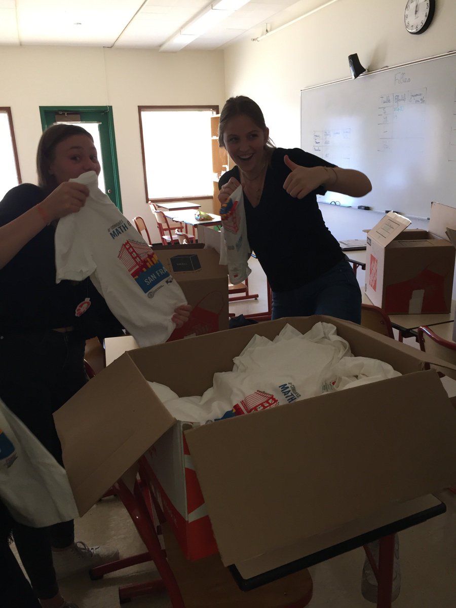 mathenjeansLFSF's tweet photo. Une activité se statistiques : Tri des Tshirts pour le congrès :) https://t.co/Uq6Mld121E