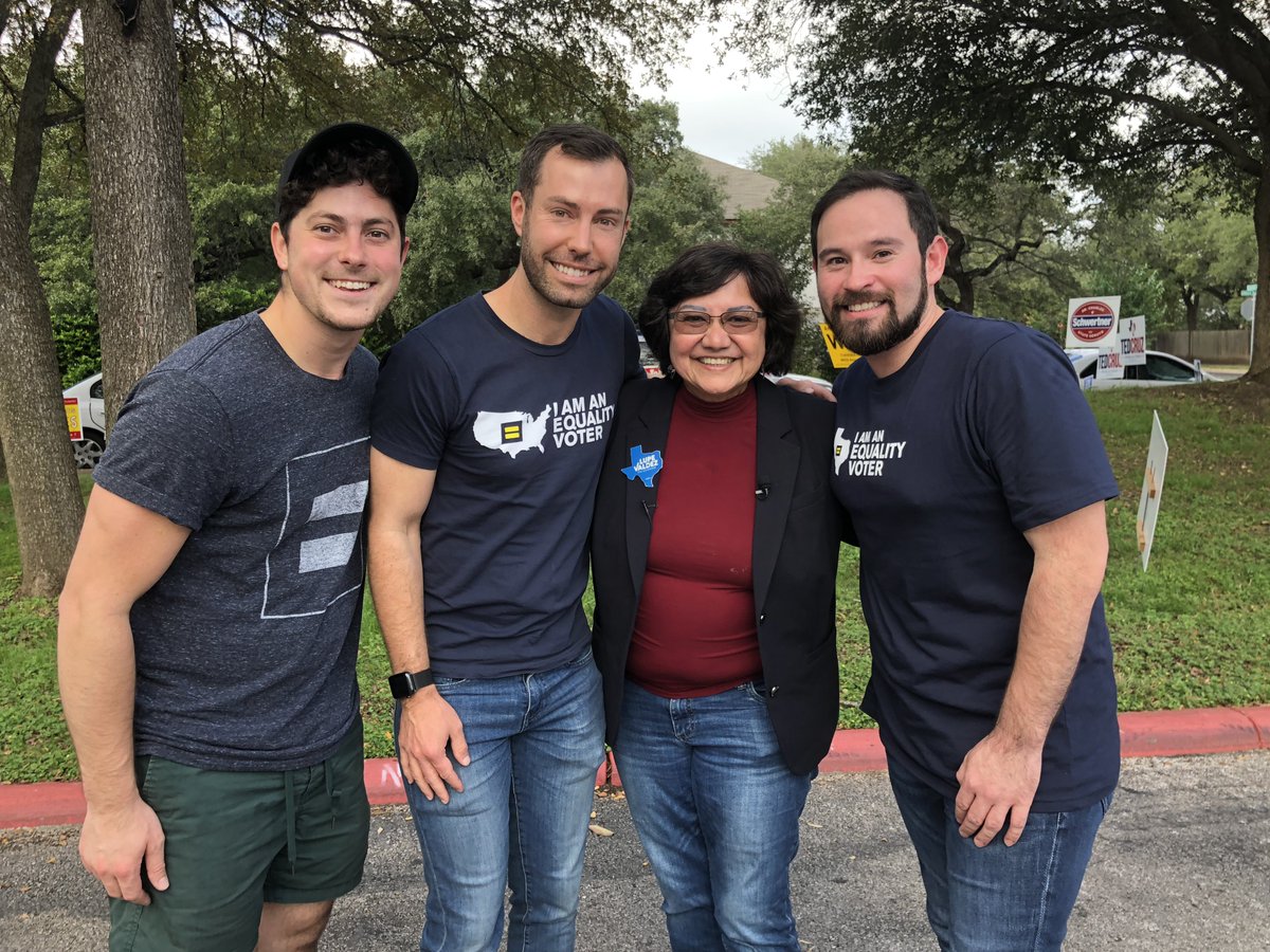 Texans, turn out to elect Lupe Valdez today.