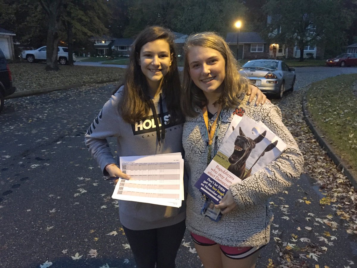 JerrySmithTNJ's tweet photo. Republican party volunteers Lauren Siverson and Holly Rembold, both students at Poly Tech High School who live in Camden-Wyoming, have been knocking on doors in Dover since early this morning to ask people who haven't voted recently to get out to vote. #votede #netde https://t.co/QLdPZxEwCJ