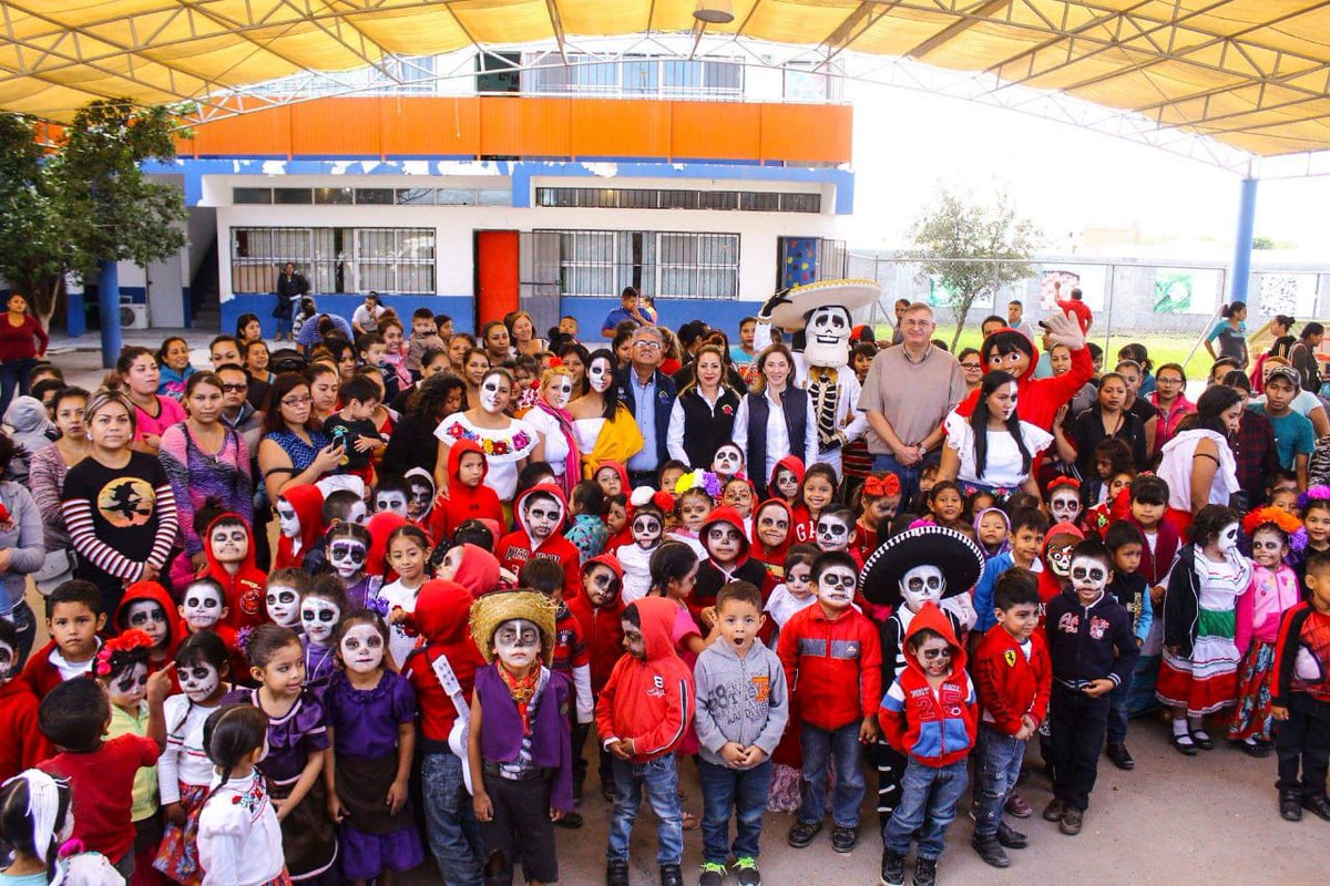 #LenteMagazine (FOMENTA DIF TRADICIÓN DEL DÍA DE MUERTOS)- lentemagazine.com/fomenta-dif-tr… #Reynosa #PoryectoDeTodos #QueAndamosHaciendo #COMPARTE