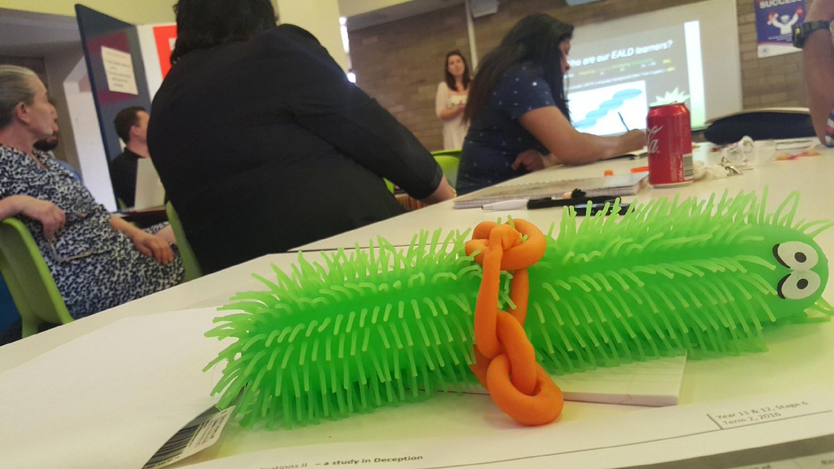 KrishnaP34's tweet image. Great twilight session @SarahRedfernHS. Differentiation in action. Who are our EALD learners and how to best support them @MsLindsay9 #Learningprogression #teachingstrategies