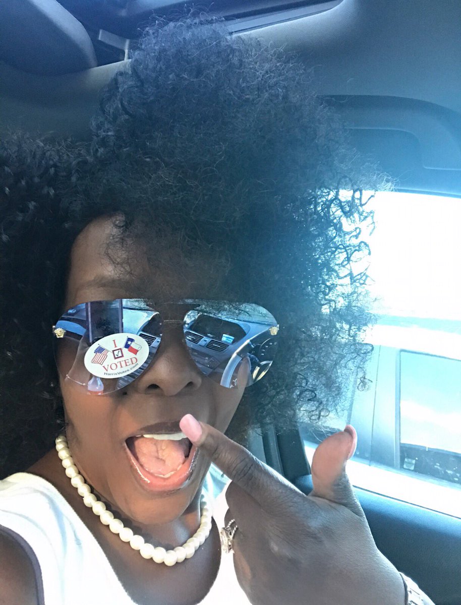 My Afro and I just Rocked The Vote!!! #GoVote #ExcerciseYourLegalRight #Midterm2018 #MakeYourVoiceCount #MakeAmericaBlueAgain 🇨🇱