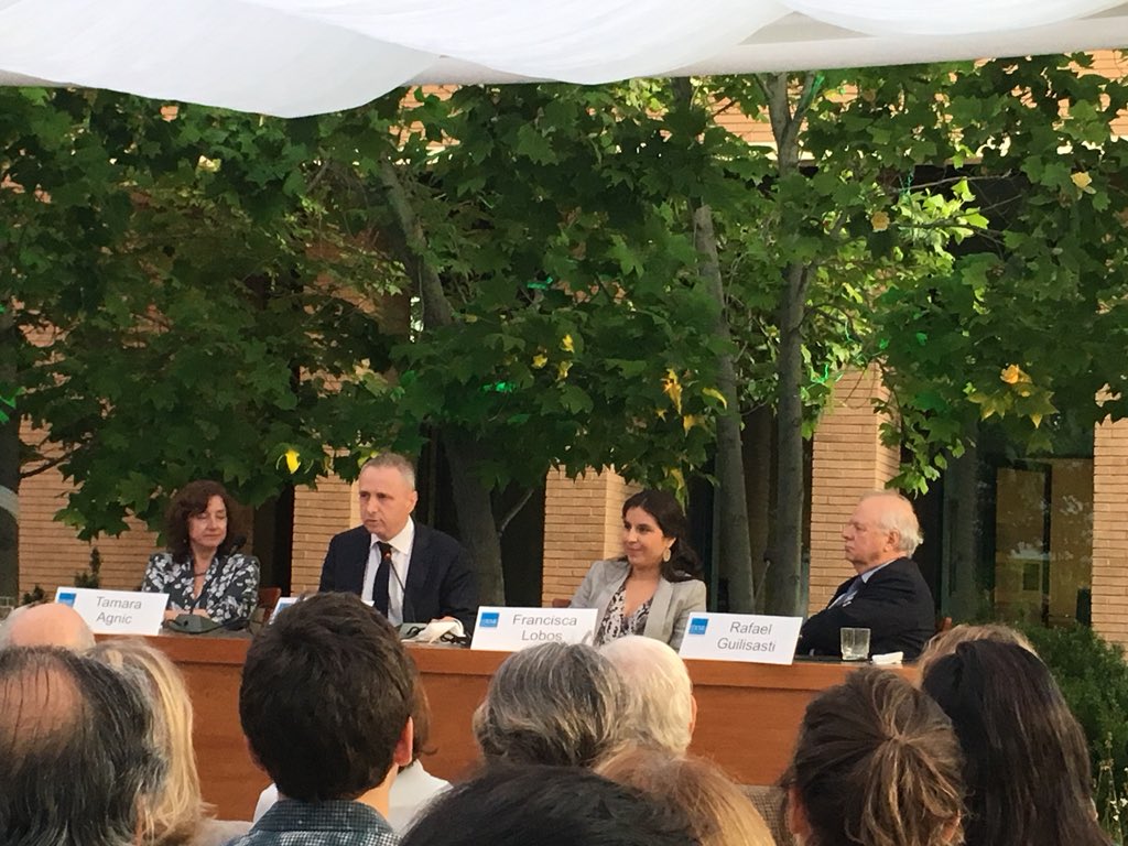 CTF ESE (@ctf_ese) on Twitter photo #ReputacionCorporativa| hoy en el <a href="/ESEUANDES/">ESE Business School</a> en el lanzamiento del libro “¿Desprestigio Empresarial? Cómo recuperar la confianza” #ReputacionCorporativa| hoy en el <a href="/ESEUANDES/">ESE Business School</a> en el lanzamiento del libro “¿Desprestigio Empresarial? Cómo recuperar la confianza”