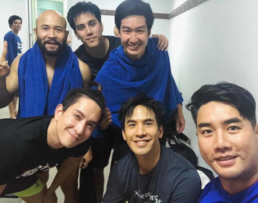 ฟิตๆเตรียมตัว ธันวาคมนี้ 😙😗😘 <a href="/LouisScottLuv/">หลุยส์ เอฟซี</a> <a href="/SuriyontLuv/">🏁เดี่ยว🏁FC</a>