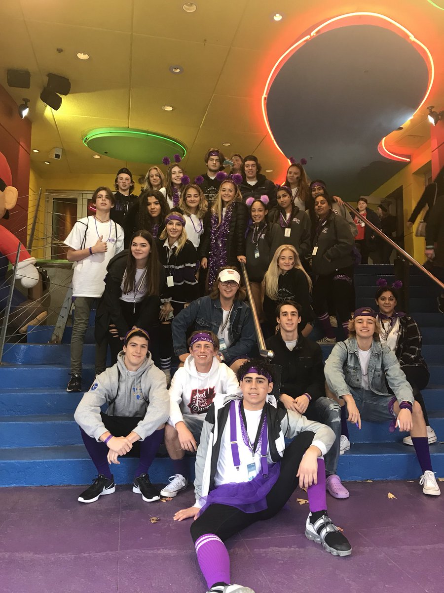 broussy01's tweet image. Last and most definitely the best #oslc yet!! Thank you to all who made it incredible, I am so proud to be a husky. 💜🐾 @husky_pack #bleedpurple #oslc40