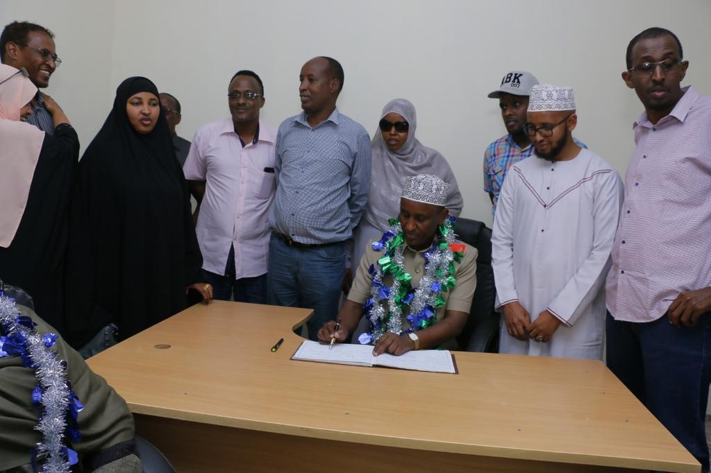macaanow3's tweet photo. 9 boreholes are proposed to be drilled in Dadaab Sub-County during this Financial Year. I reiterated that my adminstration has considered access to water for all the residents of Garissa County as the topmost priority during this Financial Year 2018/2019. @HonAliKorane @AwDoll https://t.co/IxEhL6efQM
