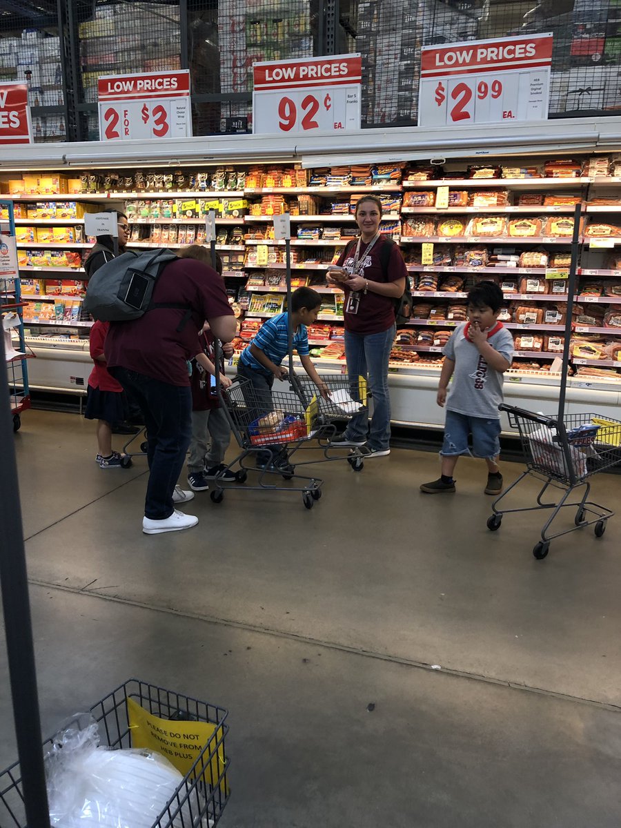 CoombsClass's tweet image. A super successful first CBI of the year!  First stop H-E-B to shop for our classroom Thanksgiving Feast next week! Thank you Alvin ISD for supporting our students with enriching real-life experiences.  We are so grateful! @CoombsClass @DukeElem