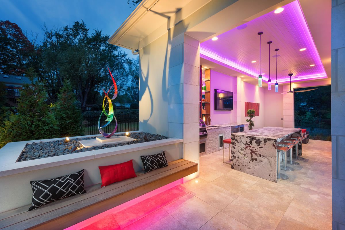 ryanhughespools's tweet image. A few preview shots of our recent project in McLean Virginia. “Modern Tranquility” Designed by @ryanhughesdesign and built by @colao_peter #infinitypool #vanishingedgepool #outdoorliving #modernoutdoorliving #fireplaces #glasstilepools #ledlights #mcclean #virginiapooldesigner