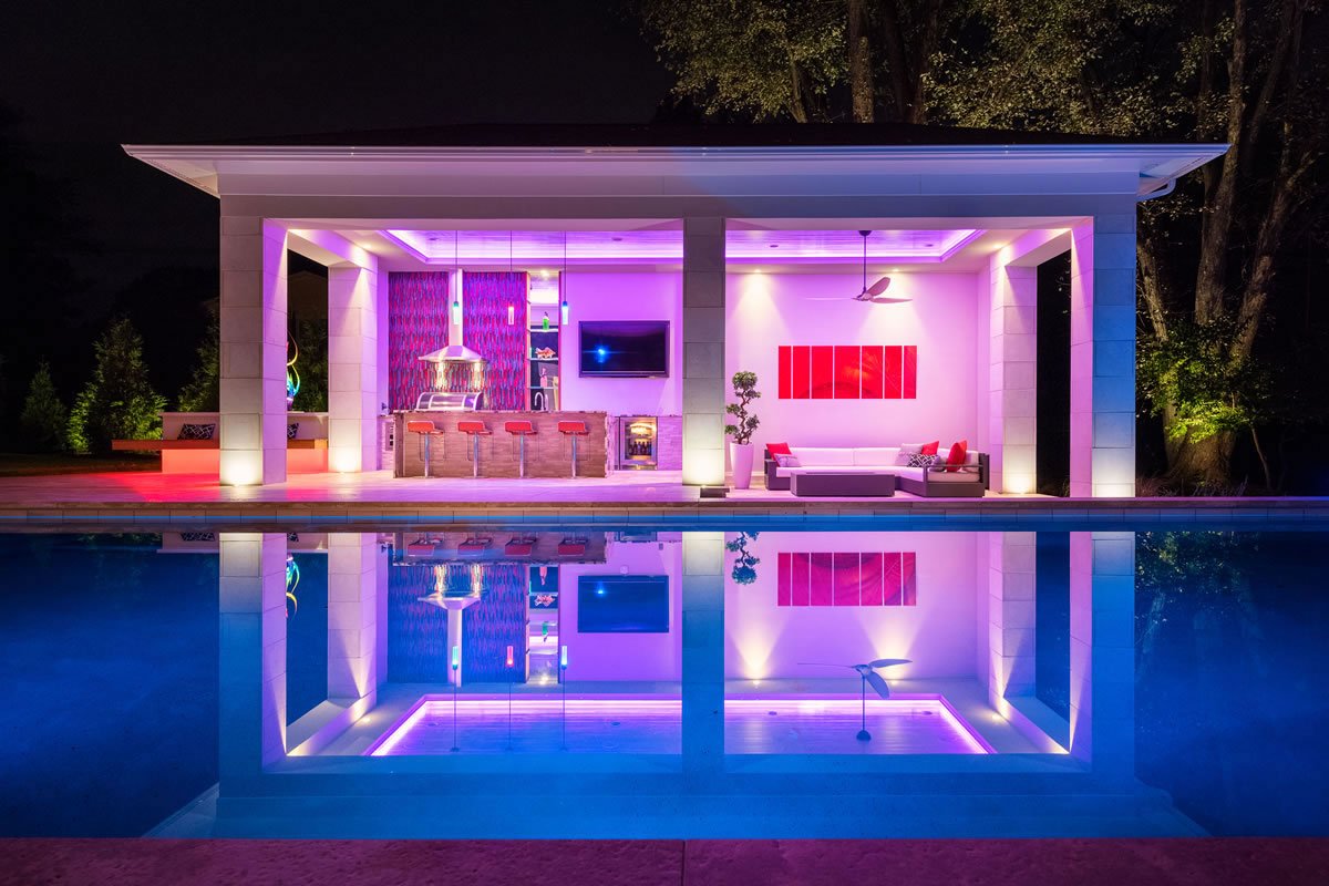 ryanhughespools's tweet image. A few preview shots of our recent project in McLean Virginia. “Modern Tranquility” Designed by @ryanhughesdesign and built by @colao_peter #infinitypool #vanishingedgepool #outdoorliving #modernoutdoorliving #fireplaces #glasstilepools #ledlights #mcclean #virginiapooldesigner